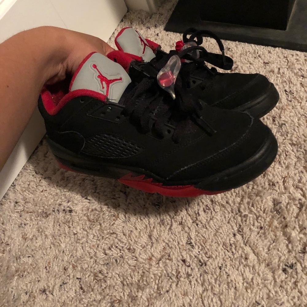 Air Jordan 5s fire red
